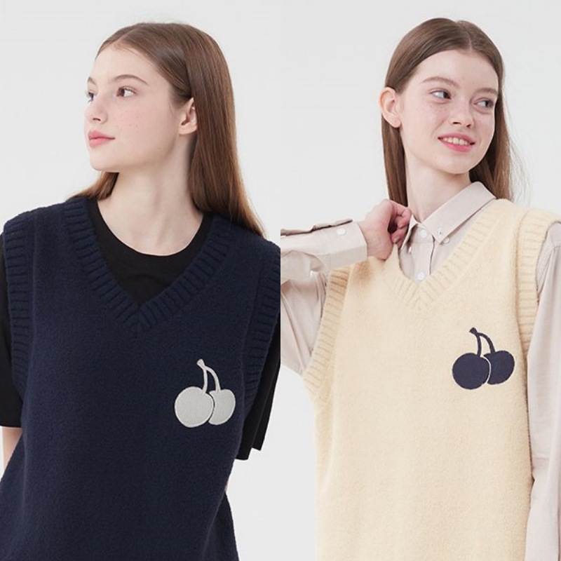 UNI MIDDLE CHERRY V-NECK KNIT VEST 韓国正規品
