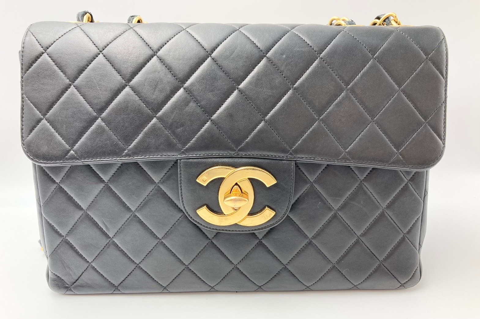 デカマトラッセ　30　ショルダーバッグ　ラムスキン　ゴールド金具