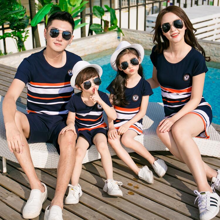 【20点セット】家族おそろい服 ペアtシャツ 親子ペア tワンピース　 ペアルック水着 半袖tシャツ+パンツ 　縞　水着 メンズ　親子お揃い メンズtシャツ レディースワンピース　メンズトップス