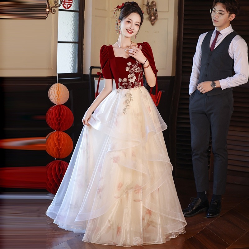 大サイズのドレス花嫁2025バーガンディガーゼスカートホームバンケットリターンエンゲージメント新しいウェディングドレスロングスタイル