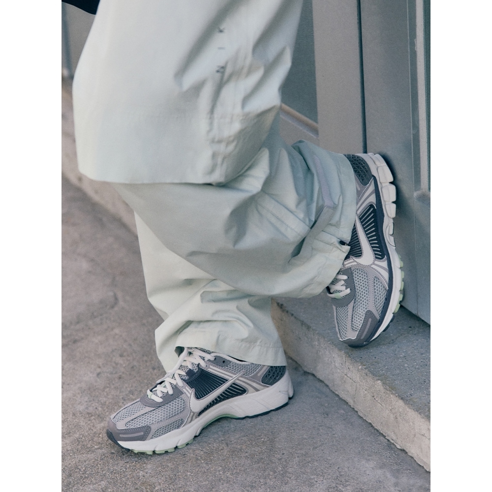 ナイキ W ナイキズームコメロ 5