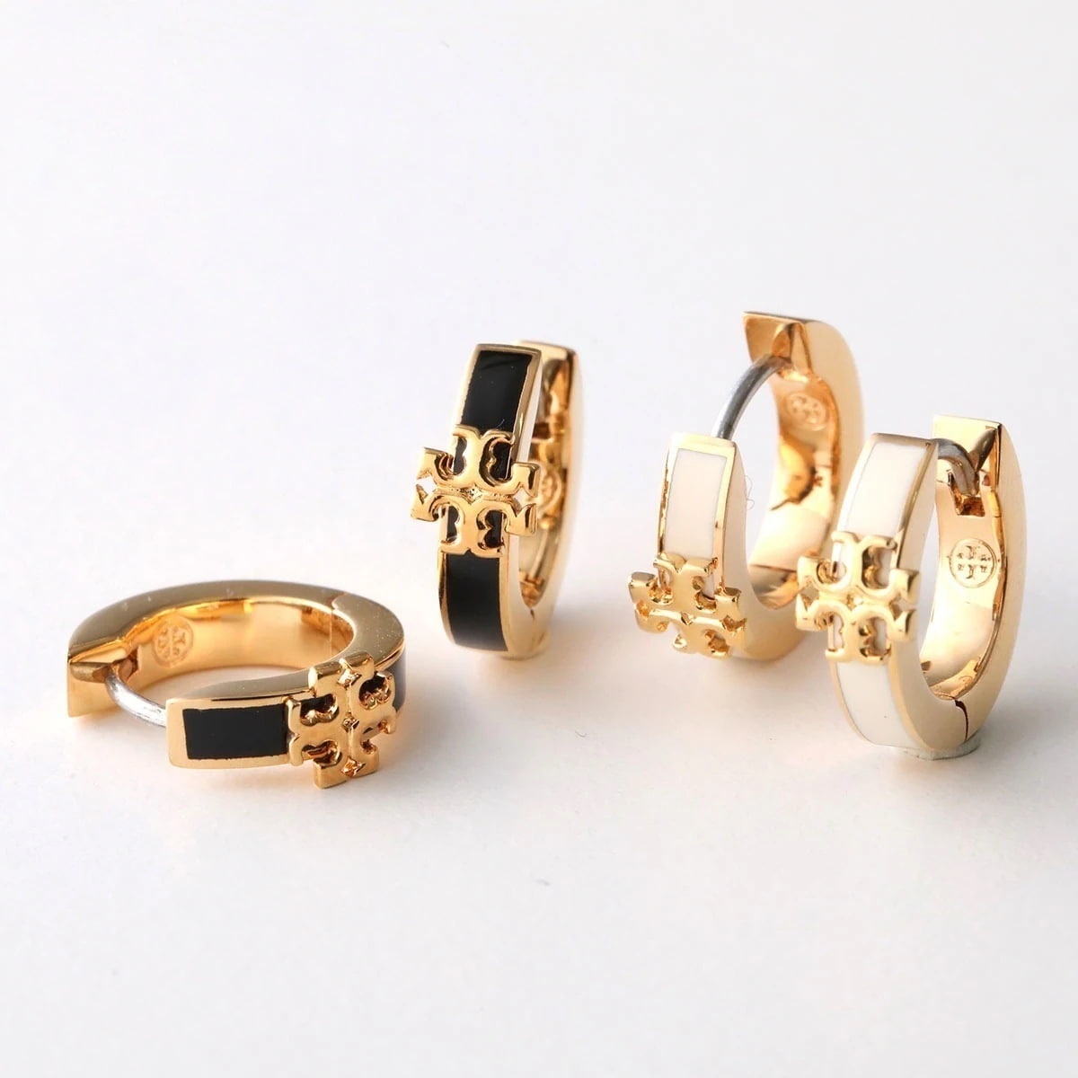TORY BURCH トリーバーチ フープピアス Kira Enamel Huggie キラ エナメル ハギー 155515 レディース ダブルT アクセサリー カラー2色