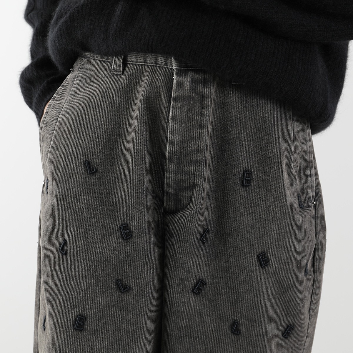 Eimee Law エイミーロウ コーデュロイパンツ 84512L レディース エンブロイダリー ハイウエスト ロゴ刺繍 DGY