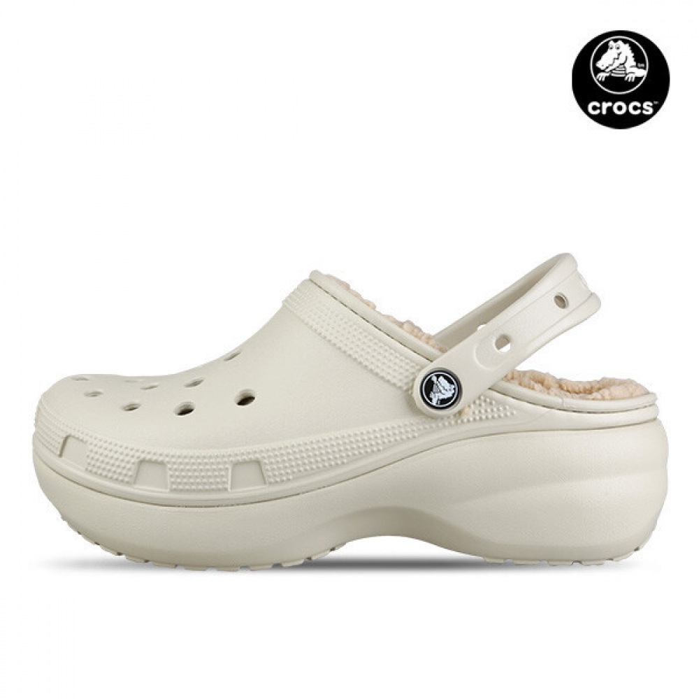 Crocs 女性用クラシック裏地付き厚底女性用冬用防寒ファースリッパ 207938-2Y2