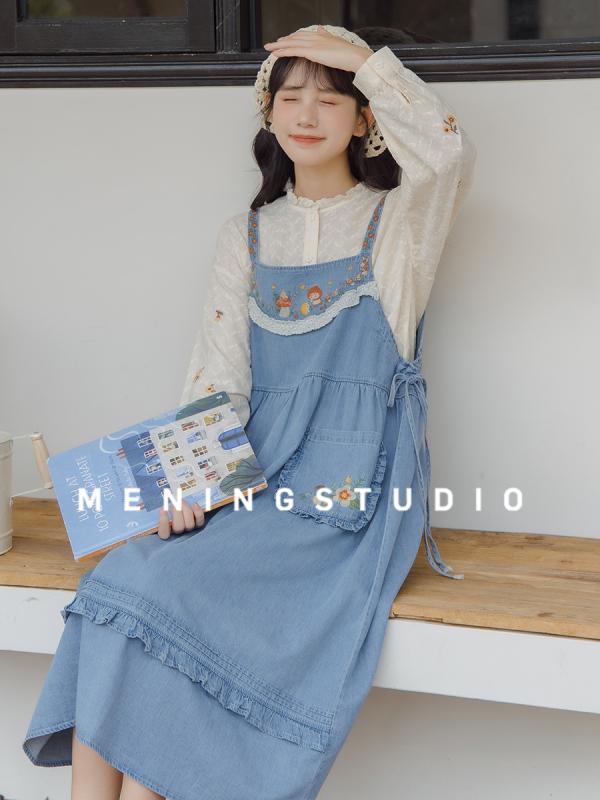 ジャンパースカート 大人 レディース かわいい 春秋 刺繍 デニム ミモレ丈 Aライン 青