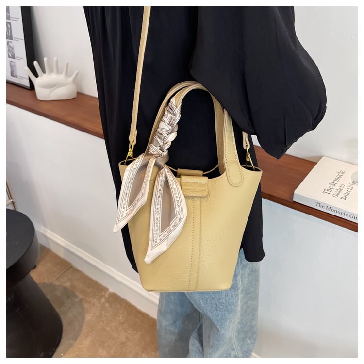 鞄 レディースバッグ ショルダーバッグ ハンドバッグ ミニバッグ ボディバッグ 斜めがけ 肩がけ 軽量 軽い 使いやすい 可愛い かわいい 韓国 かっこいい カジュアル きれいめ シンプル lbk01