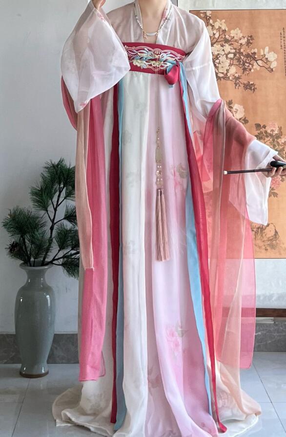 美品唐装漢服 レディース中華風ドレス3点セットアップ　ブラウス　スカート　ショール　刺繍　仙女古典美人服　ハロウィン華流舞台ステージ衣装 中国古代宮廷風コスチューム衣装 イベント学園際文化際　写真撮影