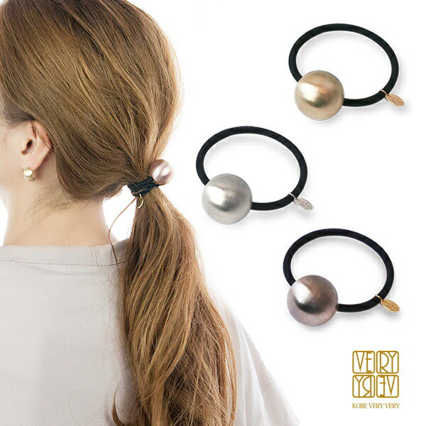 シュシュ  ヘアゴム  ブラウンキューブ/マットゴールド シュシュ ヘアゴム ブラウンキューブ/マットゴールド