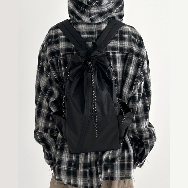 ビグツ スポーティ ジッパー ストリング ナイロン バックパック