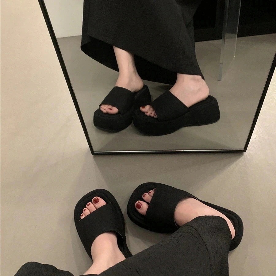 気質 ストラップサンダル パンプス ハイヒール 身長アップ パンプス サンダル レディース 厚底サンダルフラットサンダル 準備したいレイングッズ 梅雨対策