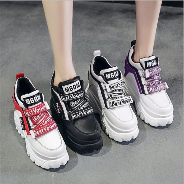 スニーカー 白 レディース おしゃれ 40代 30代 疲れない 厚底 人気新品 通勤 韓国 4cm身長up カ