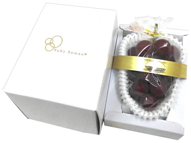 石川産=ルビーロマン= 特秀 大房 1房 約500g以上 予約 8月以降