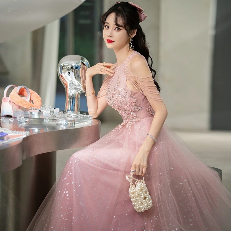 宴会イブニングドレス女性のための 2025 新しいピンク婚約ホスト学生花嫁介添人ドレス妖精気質レディドレス