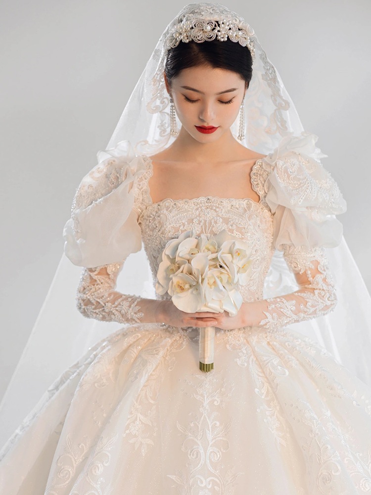 長袖冬ウェディングドレス2024新作ブライダルメイン糸小宮殿風ハイエンドテクスチャトレーリングレトロ