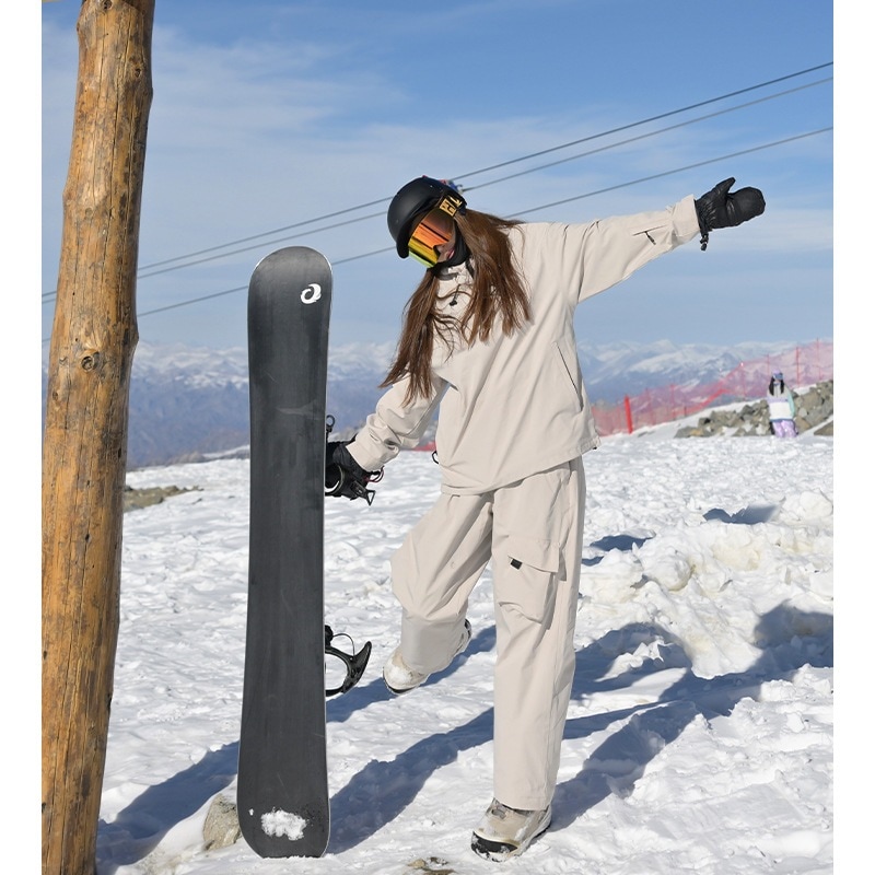 人気 スキースーツ 男女カップル 2 着セット 防風防水防寒 スリムフィット 登山・スノーアウトドア保温コートおしゃれ純色