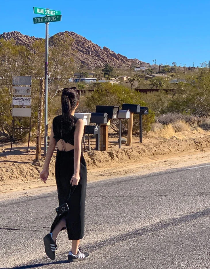 【急速出荷!】バックレースアップ ワンピース レディース ノースリーブ ロングワンピース ラウンドネック ドレスワンピース きれいめ オシャレ 大人 可愛い カジュアル 肌見せ 背中見せ 韓国