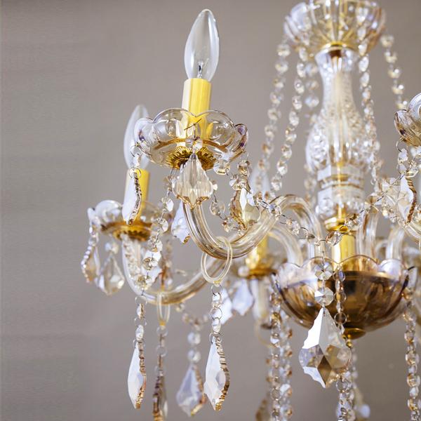 シャンデリア おしゃれ モダン デザイン ゴージャス エレガント 6灯 豪華 高級感 ゴールド 金色 クリア クリスタル ガーリー 天井 吊下照明 ペンダントライト