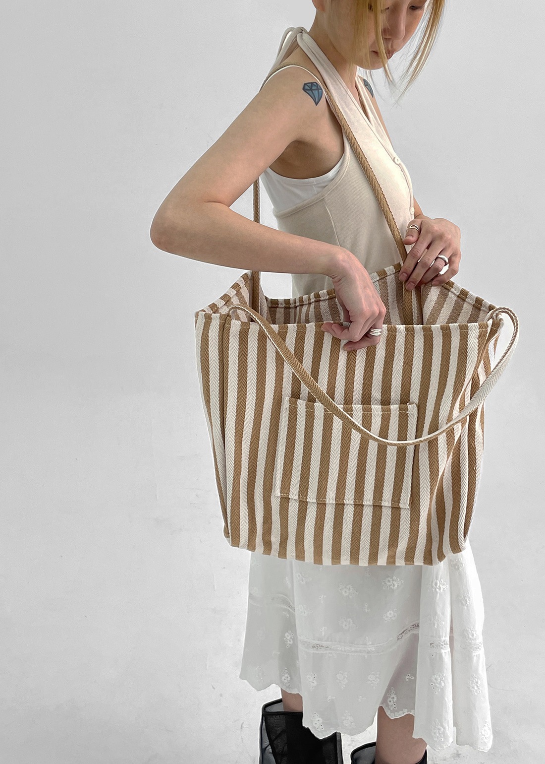 バードホールストライプショルダーバッグ