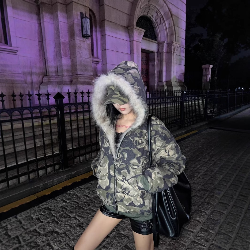 Qoo10] 【一部当日出荷】[y2k/フィットミーチ : レディース服