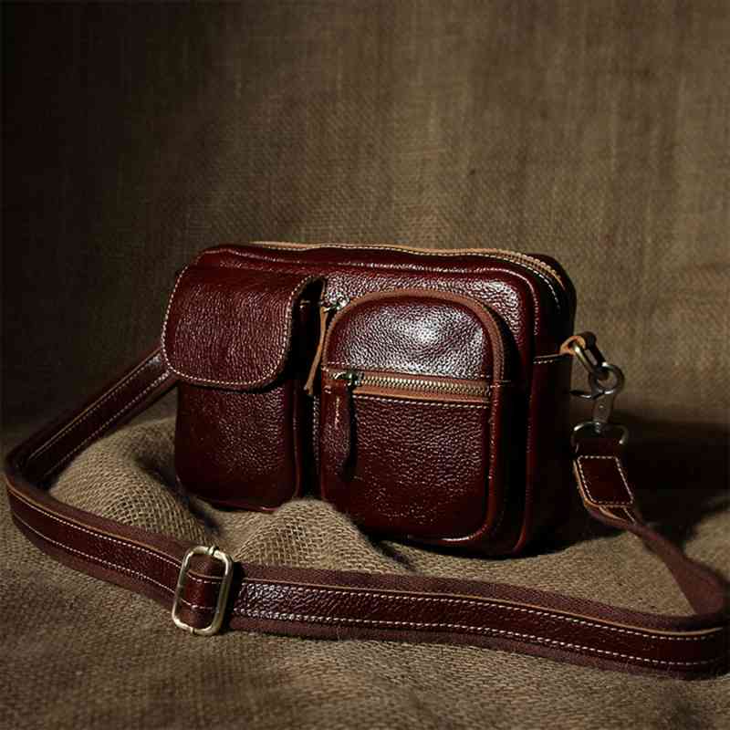 ショルダーバッグ レディース A4 40代 軽量 ミニ ナイロン 春 小さめ 縦長 大きめ 斜めがけ 2ウェイ バッグ カジュアル レザー 2WAY レザー 大容量 夏 旅行 黒 冬 軽い トートバッ