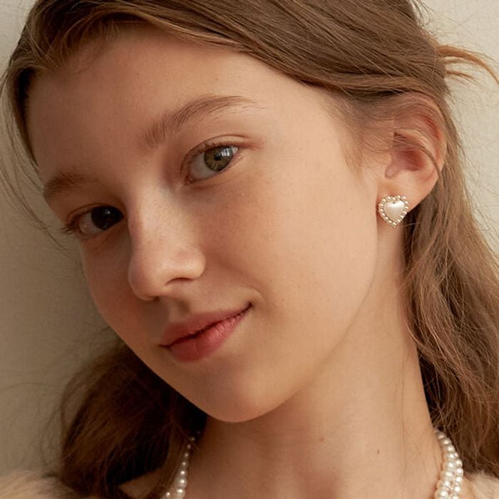 [Silver 925] Amelie Heart Earrings 2色 おしゃれ ピアス 韓国ファッション