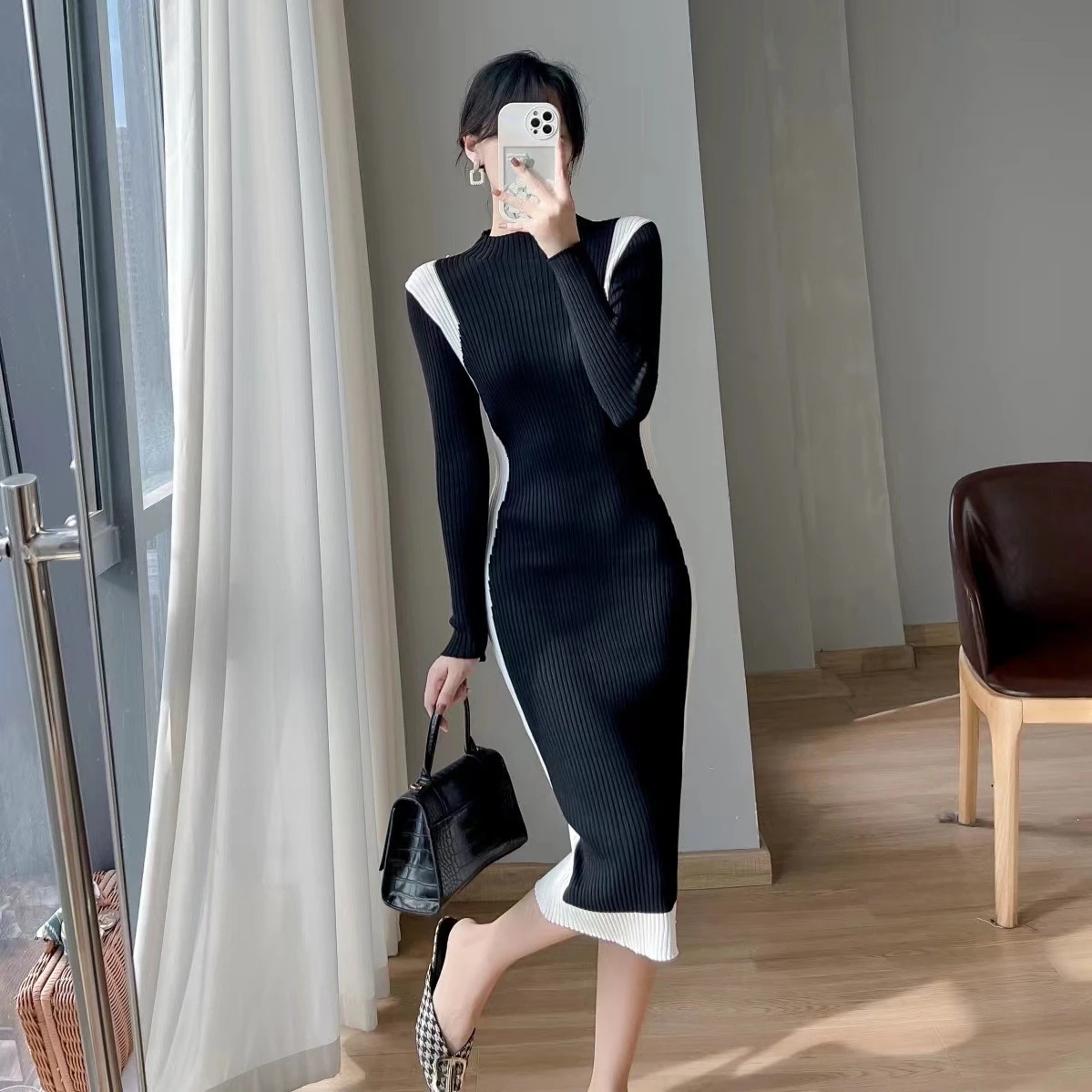 女性のためのハイエンドの気質ニットドレス2025秋の新しいスリムフィットヒップハグフランスの女性のスカート