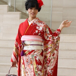 レンタル最大20日間 振袖 レンタル 成人式 セット正絹京友禅 20点フルセット赤地にピンク黄白の熨斗目柄鞠に松と桜成人式から結婚式やフォーマルまで　着物　kimono フリソデ ふ