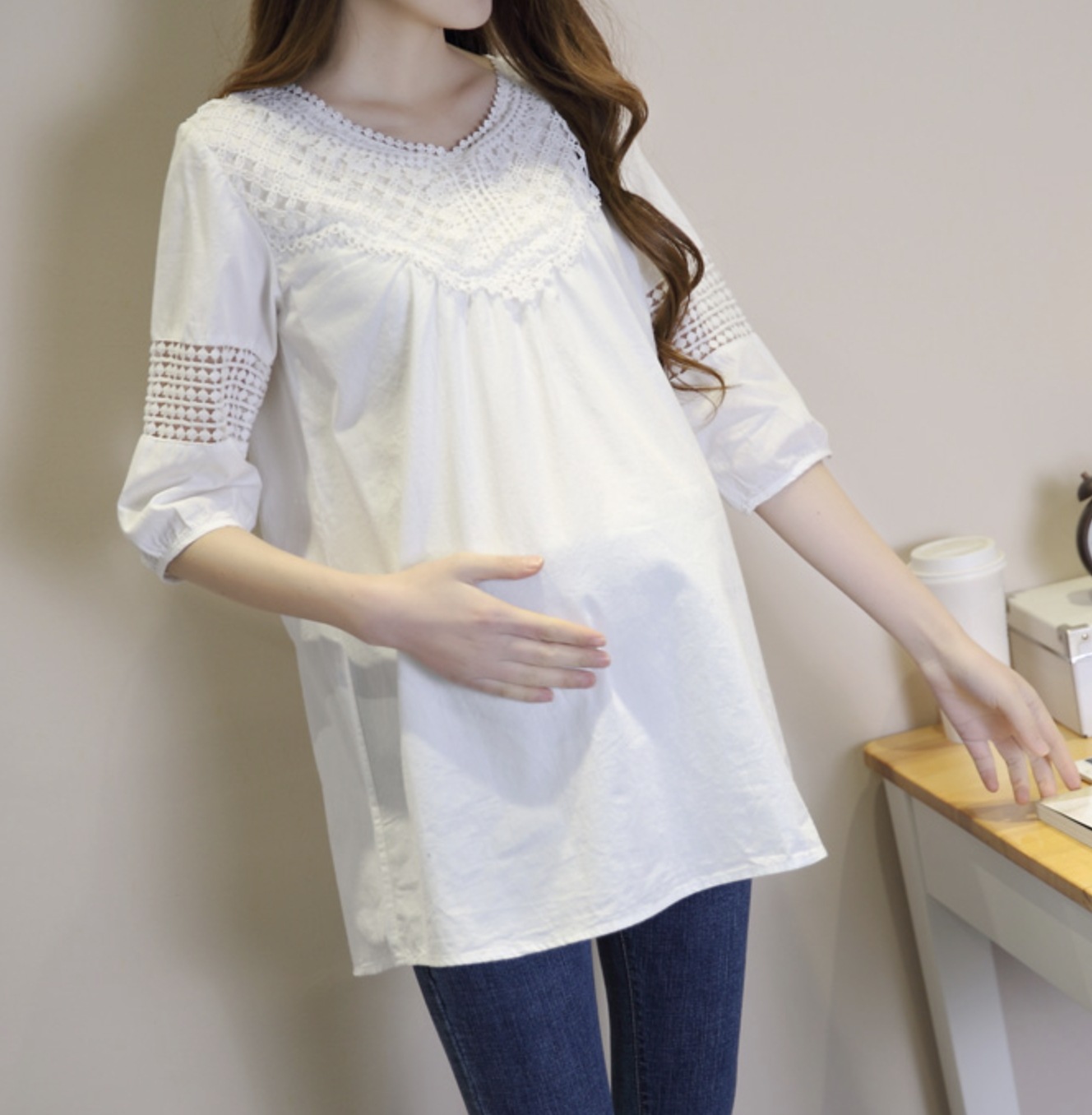 トップス Tシャツ 白シャツ ミディアム丈 ミドル丈 袖あり 5分袖 五分袖 7分袖 七分袖 ラウンドネック フレア ワイド 刺繍 プルオーバー 綿 可愛い かわいい 綺麗め きれいめ シンプル