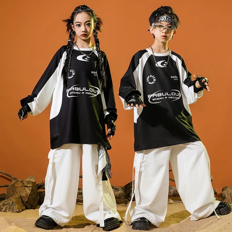 子供の街のダンスのファッション服の白黒の月のスーツの男の子のヒップホップの出演服のhiphopの女の子の元旦のショーの服装