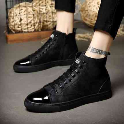 スニーカー メンズ ブランド ランキング 秋 防水 ブラック 黒 レザー 結ばない 春 靴 ホワイト 白 軽量 ローカット 4E ウォーキング かかとなし 身長UP 靴紐 ハイカット 高い ランニング 5,769円