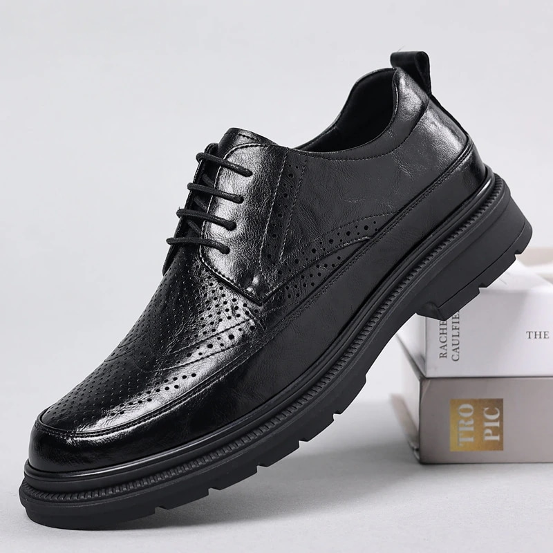 男性用中空フォーマルシューズ通気性滑り止め快適ソフトソールのビジネスレザーシューズメンズ中空カジュアルシューズ