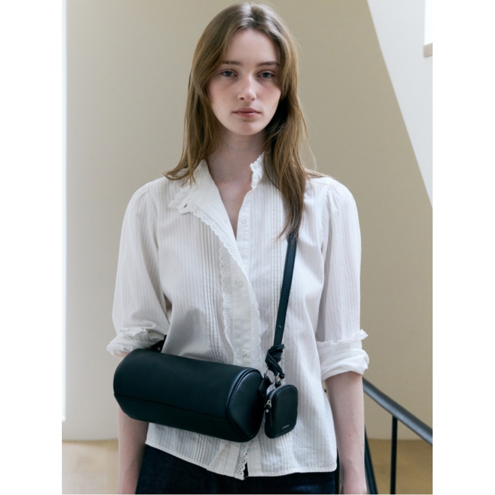 DEMERIEL バセット ラウンドバッグ ブラック