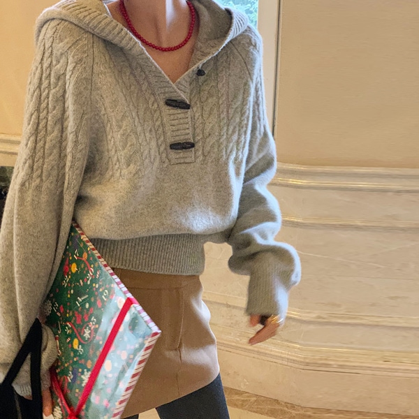 韓国ファッション ケーブル編み トッポッキボタン フード クロップ ウール ニット