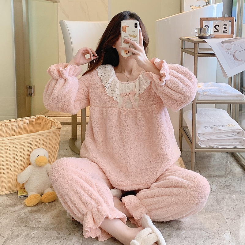 大きいサイズ パジャマ もこもこ 冬 秋冬 厚手暖かいナイトウェア レディース 長袖 上下セット ルームウェア 部屋着 寝間着 韓国甘くて可愛いお姫様風サンゴのパジャマ女性2022冬のベルベットの厚