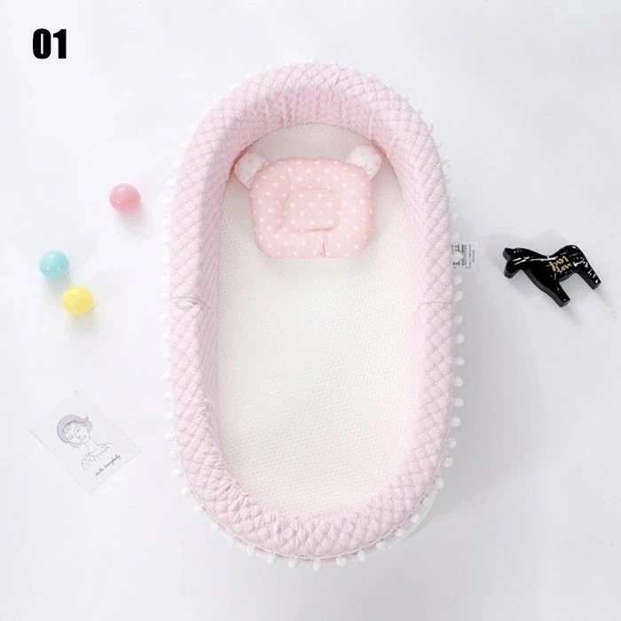 寝具家具ベビーベッド2点セット 昼寝 出産祝い 海外通販 転落防止 添い寝 新生児ベッド コットン 赤ちゃん 枕 洗濯可能 ベッドインベッド 持ち運びに便利 まくら 寝返り防止 育児グッズ ベビー