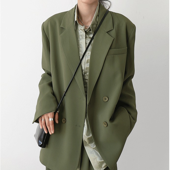 アウター ジャケット テーラードジャケット ミディアム丈 長袖 前開き ダブルボタン ポケット かわいい 大人可愛い きれいめ シンプル 上品 きちんと おしゃれ かっこいい カジュアル レトロ