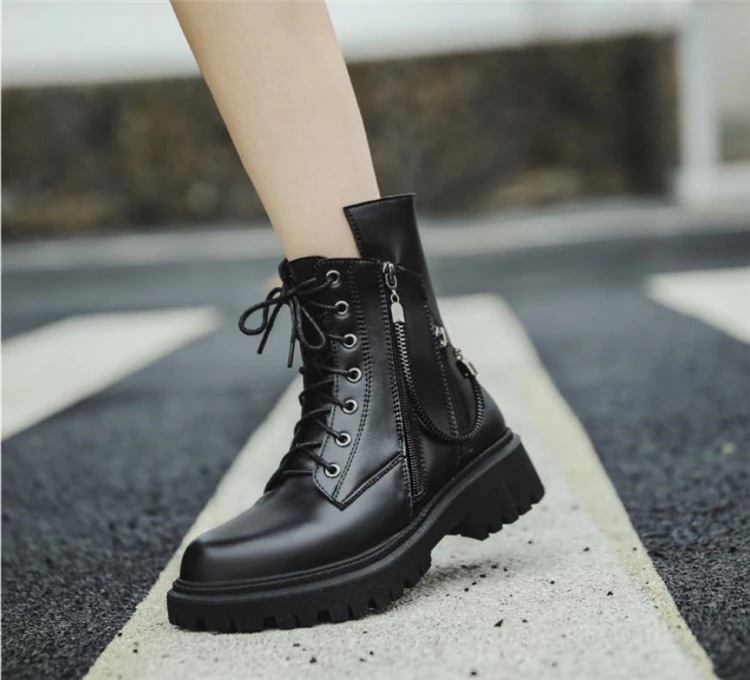 早い者勝ち 2021 秋冬 イギリス風 サイドジッパー 太いヒール 厚い底 ハンサム ショートブーツ