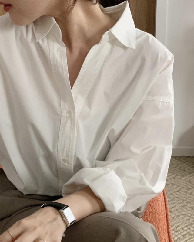 コットンVネックシャツ　シャツ