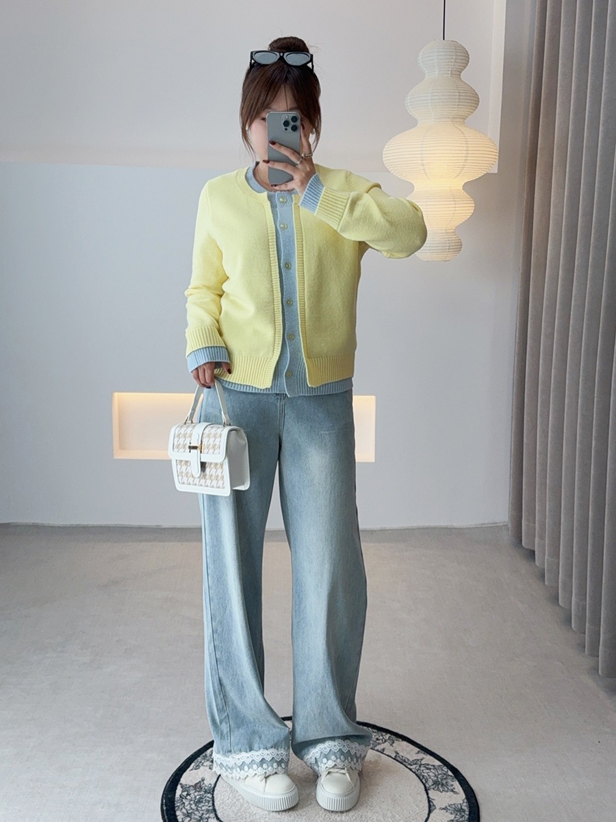 Shuangtian 2025 Autumn and Winter Plus Size Women s Knitted Sweater Fashionable Fat Girl Contrasting