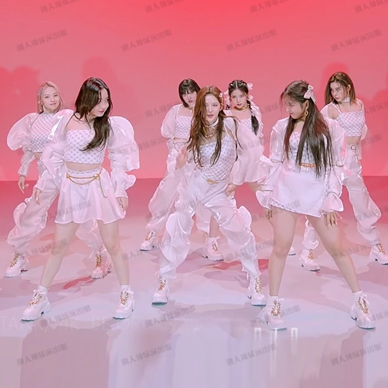 【2枚購入で200円 OFF！急速出荷】Nmixxパフォーマンス衣装ダンスジャズダンスjazzパフォーマンスステージパフォーマンススーツ