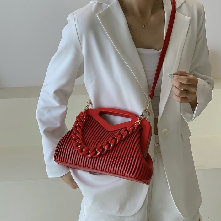 鞄 レディースバッグ ショルダーバッグ クロスボディバッグ 斜めがけ 肩がけ ミニバッグ 軽量 軽い 使いやすい チェーン プリーツ 可愛い 韓国 かっこいい カジュアル きれいめ クラシック lbk