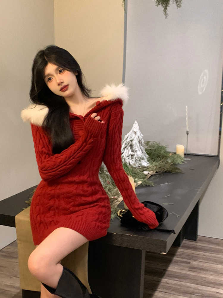 純欲ギャルのクリスマスセクシーな年越しガウンワンピース女秋冬連帽毛襟ニット赤ヒップスカート