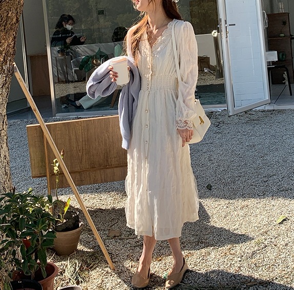 ワンピース ワンピドレス ロング丈 袖あり 長袖 Vネック 襟なし フレア 細身 Iライン レース チュール シフォン ウエストマーク 前開き 透け感 シースルー かわいい 大人可愛い きれいめ 大人