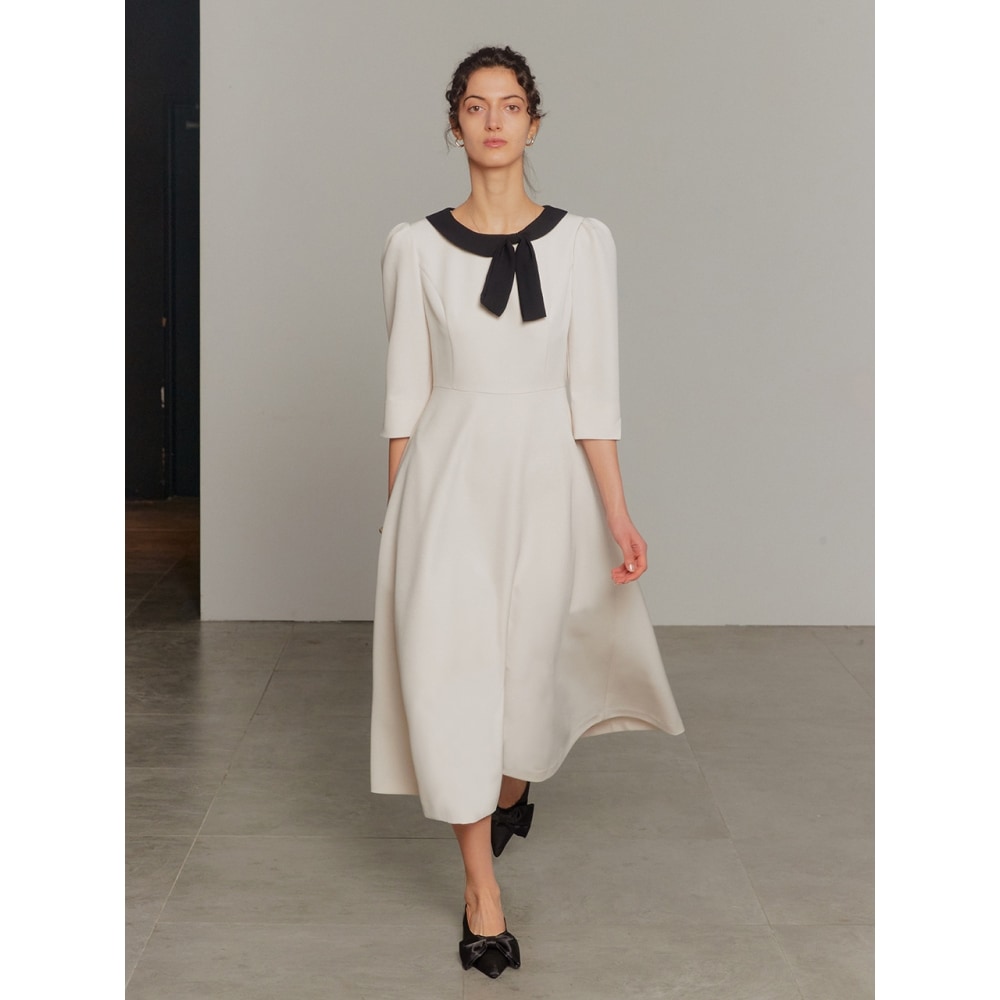 デュー E デュー E タイネックドレスアイボリー