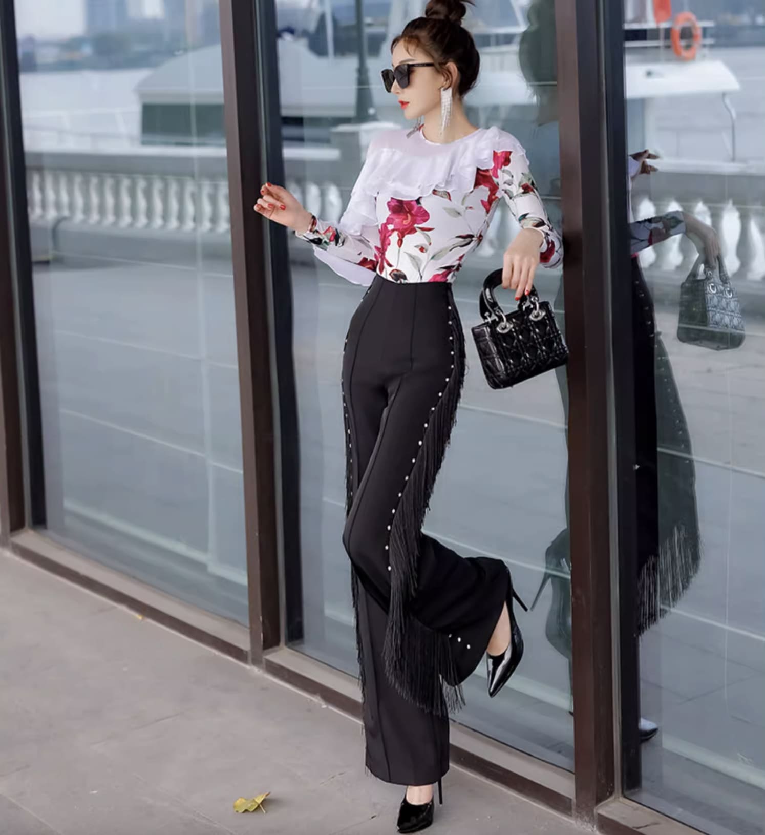 レディース パンツ ボトムス ロングパンツ 膝下 マキシ 丈長 タイト スリム 細身 ブーツカット ハイウエスト フリンジ 大人可愛い きれいめ おしゃれ かっこいい エキゾチック こなれ感 個性的