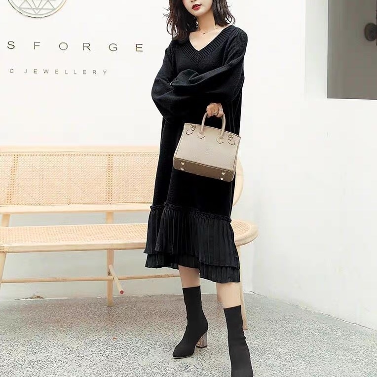 レディース ワンピース ニットワンピ ミモレ 長袖 Vネック プリーツ 切り替えデザイン ドッキング 異素材ミックス かわいい 大人可愛い きれいめ シンプル カジュアル 上品 おしゃれ かっこいい