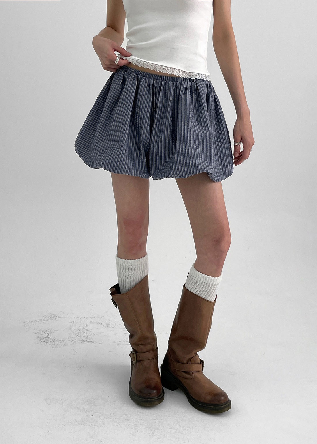 ドキルストライプバルーンショートパンツ