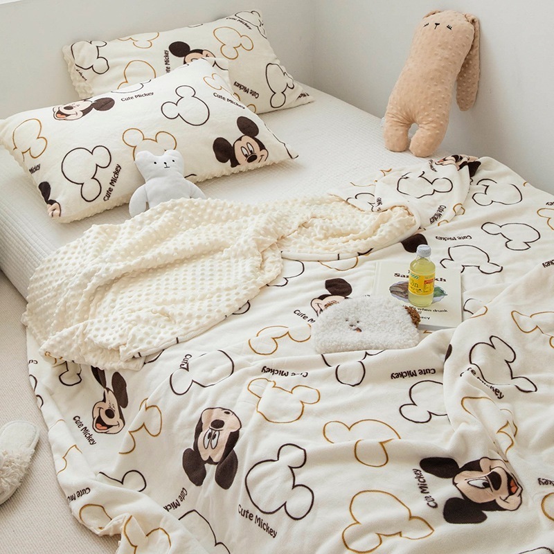 クラスaビーンブランケットコーラルベルベット小さなブランケットエアコンブランケット夏のオフィス昼寝ブランケットベッド用