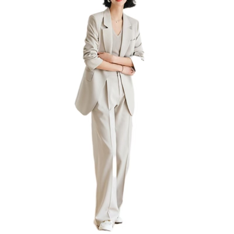 オーダーメイドレデイーススーツ　通勤 スーツ　 上下2点セット　パンツスーツ　セットアップ　通勤 春秋ファッション　フォーマルジャケット