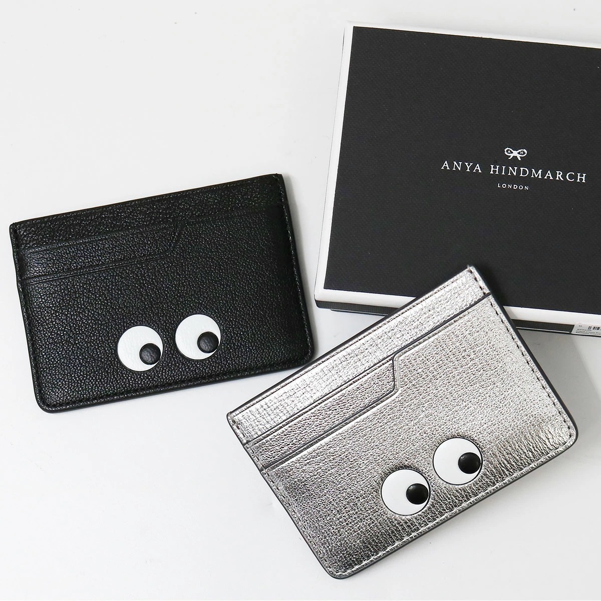 925839/929141 レザー アイズ レディース ミニ財布 パスケース 定期入れ シルバー ブラック ギフト プレゼント ブランド